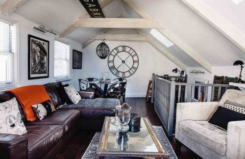 The Old Stores, Luxury beach side selfcatered holiday cottage above the beach - Foto 16