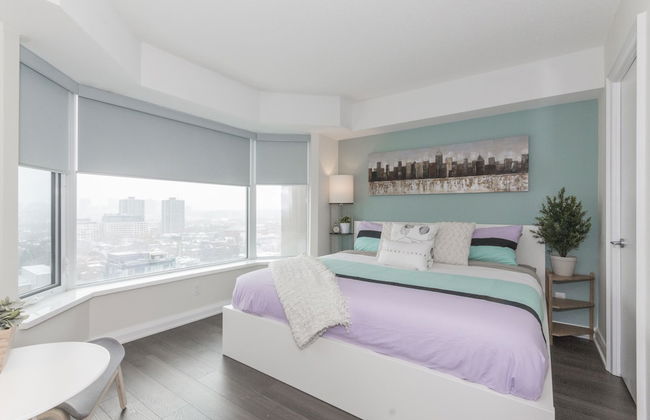 QuickStay - Yorkville's Finest (Yonge & Bloor) - Photo 4