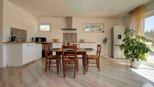 Gite L'Entraxe très lumineux au cœur de Saint Didier - Foto 3