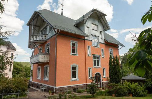 Moderne Ferienwohnung in alter Villa - Foto 1