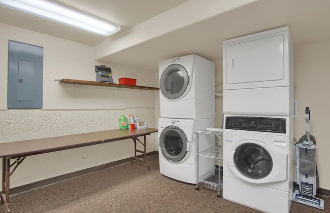 5BR Poe Manor Entertain,hot Tub+has Everything! - Foto 33