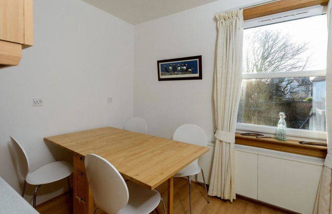 Bramerton Court - Photo 4