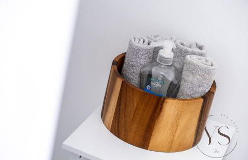 Modern 3BR Home in 9 Anson Rd Near Sandwell Hospital with Garden and Free Parking - Foto 54