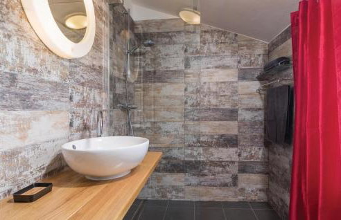 Gorgeous Home In Nedescina With Sauna - Foto 78