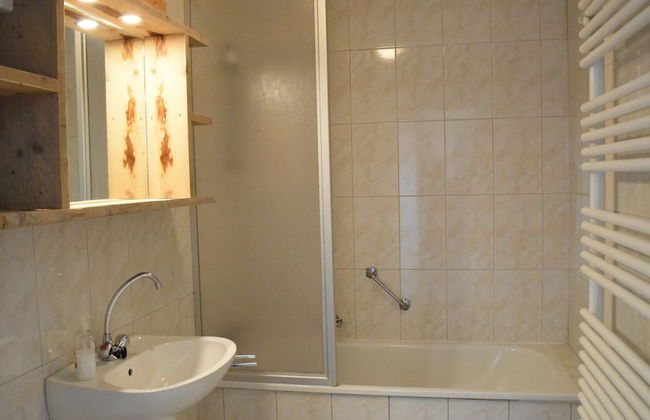 Bungalow in Netherlands With Garden Terrace - Photo 10