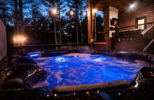 The Blaylock Cabin, 2 King, Hot Tub, Pet Friendly! - Foto 37