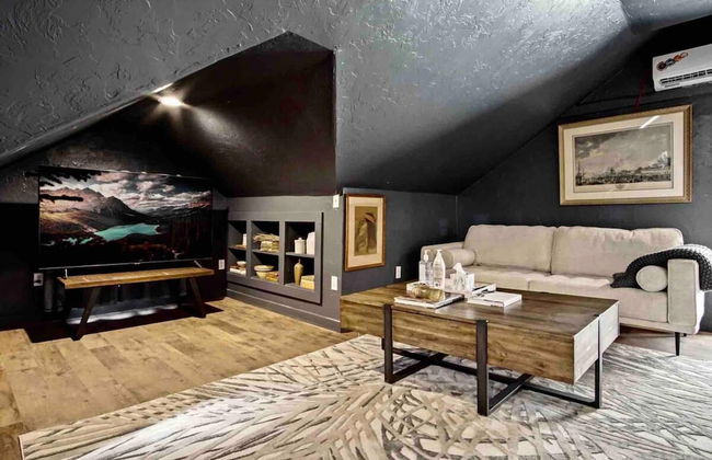 3-story 6-bedroom 4 Bathrooms 3min-asian Dist - Photo 49