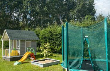 Caloroczny domek letniskowy ze stawem - Foto 18