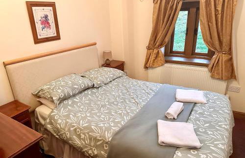 4 beautiful stone built barns sleeping 17 people - Foto 70