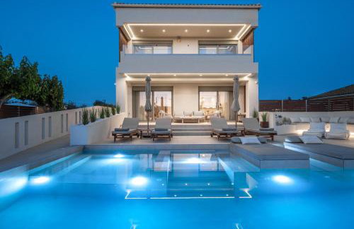 Cantouni Villa, Luxury 5BR Retreat with Pool & Jacuzzi Near Town by Villa Mana Gers - Photo 53