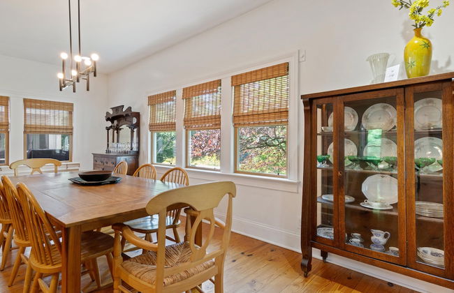 Beautiful Home on a Quiet Lot, Sleeps 14, Treehouse & Game Room! - Foto 9