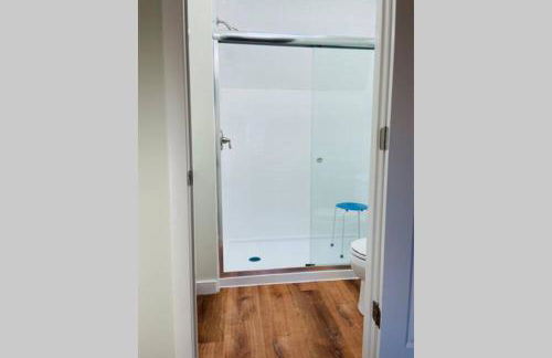 Newly Renovated Carriage House Near Town & Beaches - Foto 25