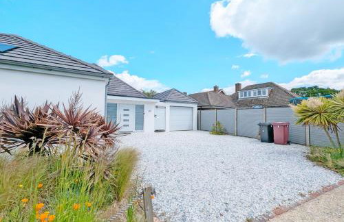 One Elms Way - Sleeps 8 - West Wittering - Foto 54