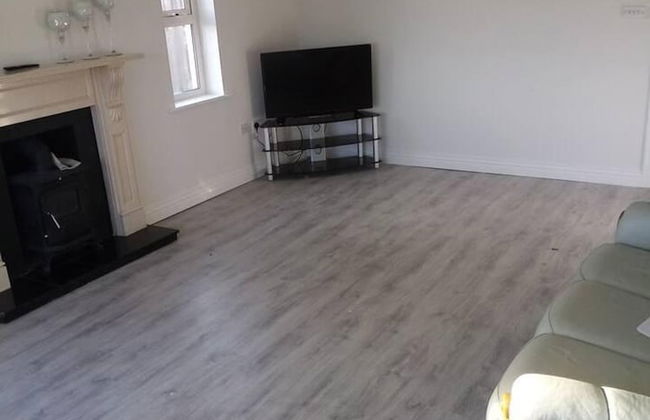 Entire House, Self Catering in Castlerea Ireland - Photo 9