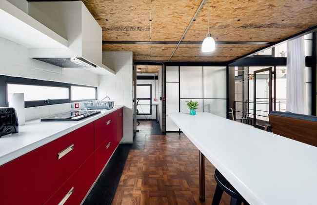 Cozy Loft with Balcony - Foto 12