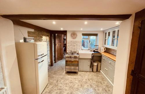 Charming Cottage Sleeps 4 With Sauna - Foto 30