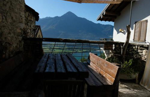 Appartamenti montemezzo le case in pietra Vista lago - Photo 15