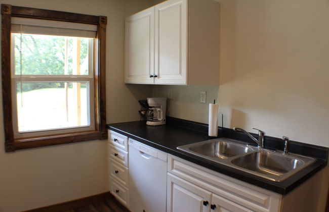 Trailhead Suites - Photo 21