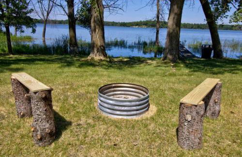 Bass Cabin at Spitzer Lake and Waterfront Views - Foto 3