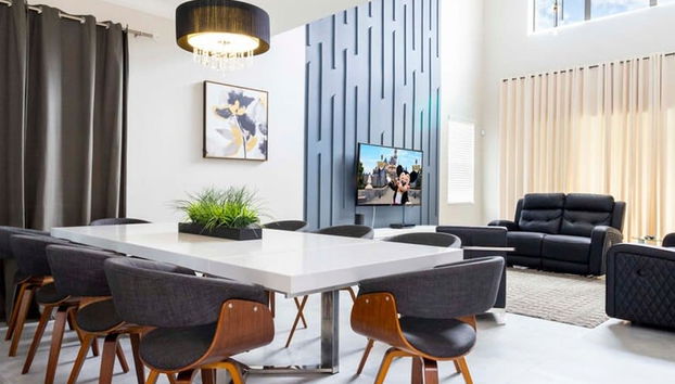 8950 Amazing 5BD Home With Pool - Foto 4, Habitación