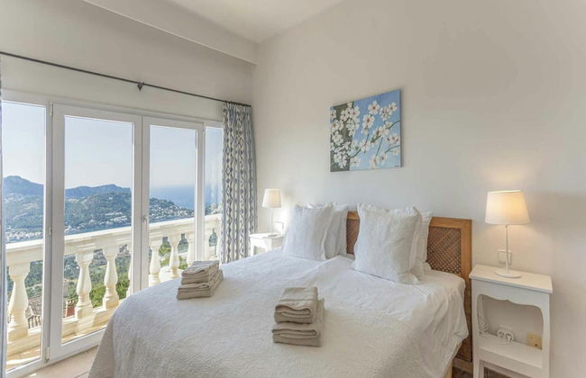 Lavish Villa With Saltwater Pool - Foto 7