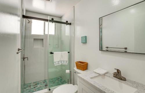 7 Mi Huntington Beach Family Home with Patio! - Foto 15