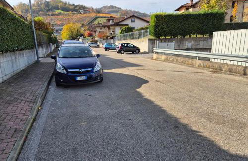 Moderna Mansarda con parcheggio gratuito - Foto 21
