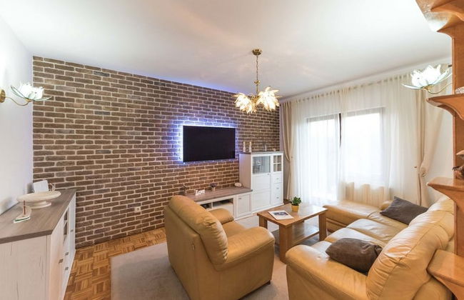 Relaxing Holiday Home With Pool, Fitness Area, and Entertainment Facilities - Foto 19