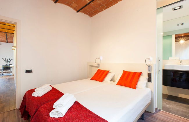 AB Paral·lel Spacious Apartments - Photo 31