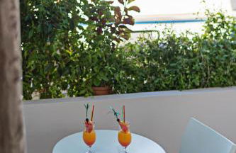 Delfina Boutique Hotel - Photo 42