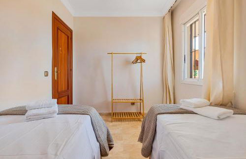 Magnifico atico de 3 dormitorios - Photo 32