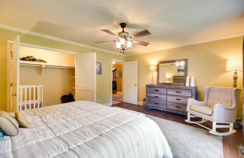 On-Site Lake Access Group Getaway in Afton - Foto 13