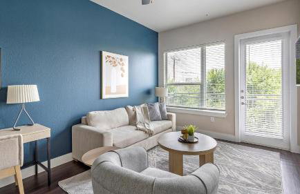 Landing Stylish 1BD Yoga Studio Gym - Photo 3