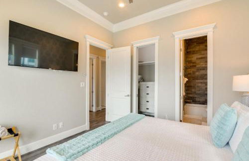 Walk to Galveston Beach Family Gem with Balconies! - Photo 17