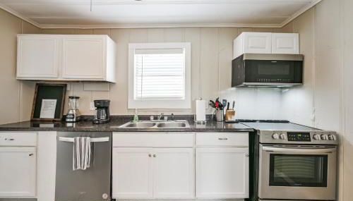 Beach lovers dream come true walking distance to the sandy shores - Foto 4, Other