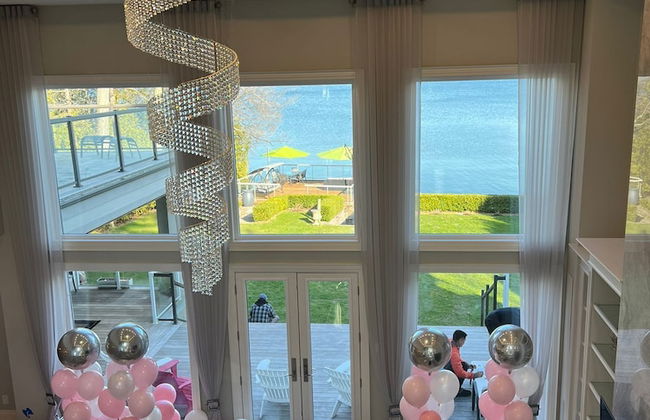 New Waterfront Mansion by Simply Comfort - Foto 17