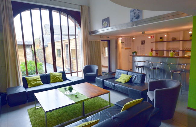 Rustic Farmhouse With Pool - Photo 15