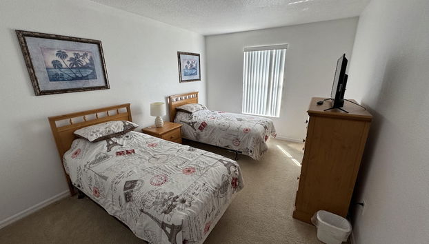 Luxury Vacation Home in Kissimmee, Perfect for Families and Golfers - Foto 3, Habitación