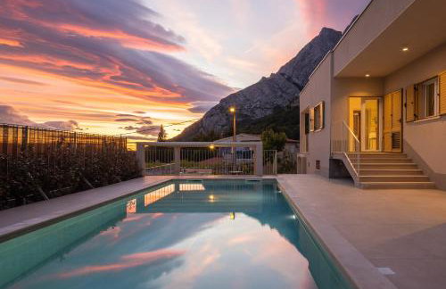 Summer House Lea - Villa with heated pool and sea view - Foto 9