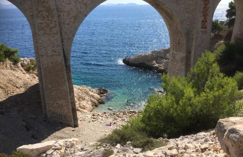 maison entièrement climatisée vue d'exception mer et rade de Marseille avec piscine 8 personnes - Foto 44