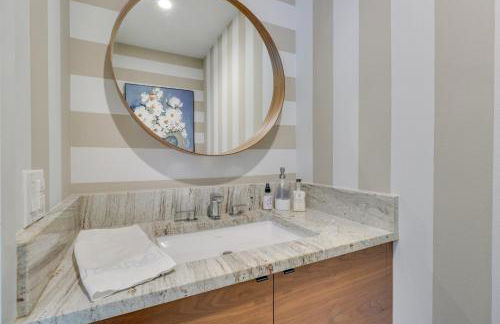 Modern Austin Home with Yard about 1 Mi from ACL! - Photo 12