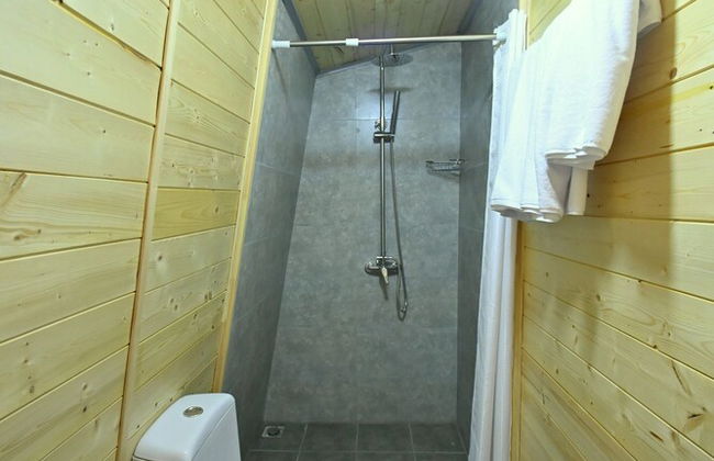 Hidden Garden Resort - Photo 15