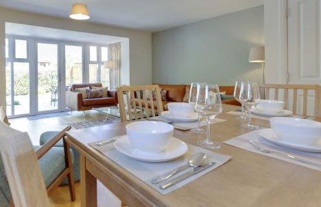 Stylish luxury on edge of Cambridge Free Parking Pass the Keys - Foto 15