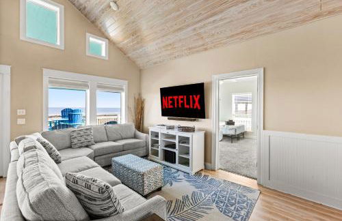 Beachfront Hideaway! Luxury Beachfront, SwimSpa, Game Room, Firepit by Bolivar Vacations - Foto 25