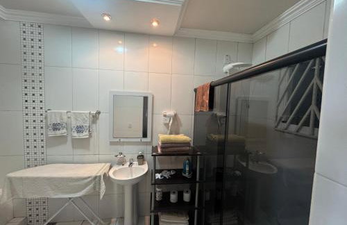 Casa Confortável e Climatizada, Perfeita para Todas as Estações - Foto 38