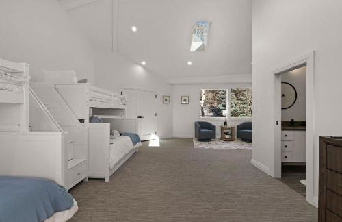 Exclusive Resort Escape - Heated Pool, Spa & Pickleball - Foto 75