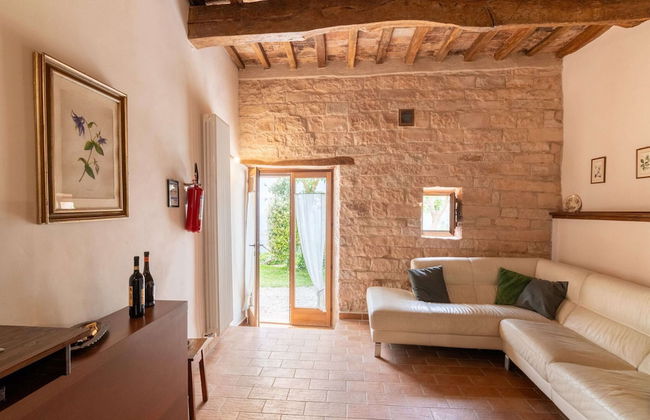 Graceful Holiday Home in Acqualagna With Swimming Pool - Foto 50