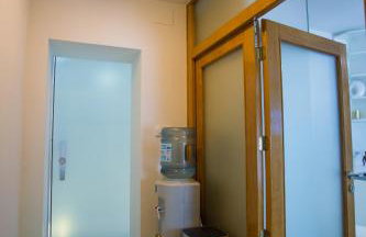 Apartment PLAZA -Wallbox 11kW- Private SPA- Jacuzzi, Infrared Sauna, Luxury massage chair, Parking, Entry with PIN 0 - 24h, FREE CANCELLATION 24 hours before Check In,Premium pillows and mattress - Photo 27