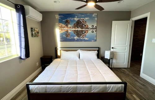 Lux Private Home - Pool, Billiards, 8 Smart TVs, Board Games, Cotton Bedding - The Stone Sanctuary at McCullough Hills Trailhead - Foto 34