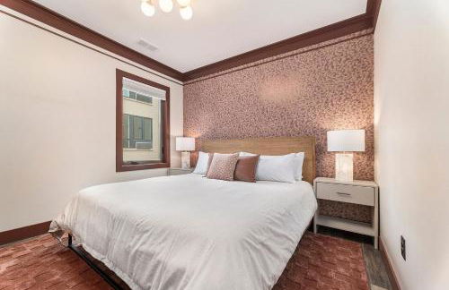 Brand New Condo in the Heart of Traverse City! - Foto 21